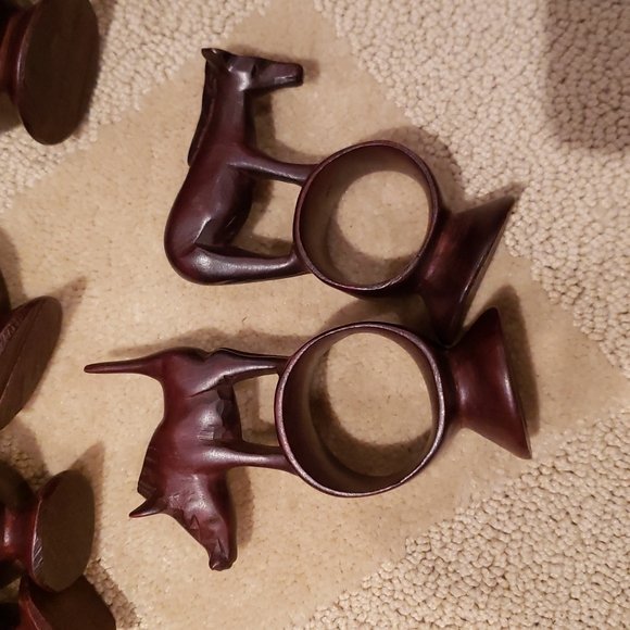 11 Vintage Carved Wooden Napkin Rings - Picture 6 of 7